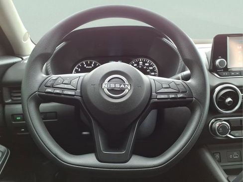 Used 2024 Nissan Sentra S image 16