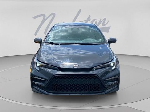 Used 2024 Toyota Corolla SE FWD image 2
