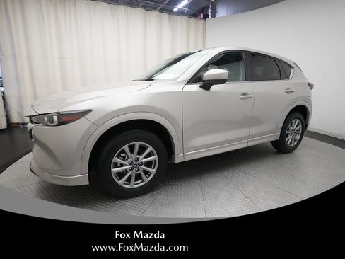 Certified 2025 MAZDA CX-5 AWD 2.5 S w/ Preferred Package image 1