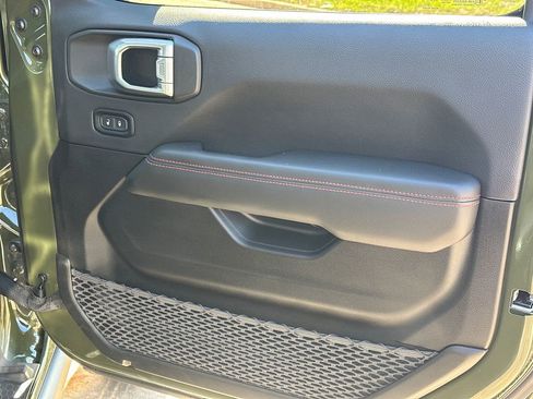 Used 2023 Jeep Wrangler Unlimited Rubicon w/ Cold Weather Group image 14