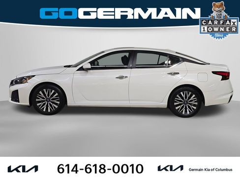 Used 2024 Nissan Altima 2.5 SV w/ SV Premium Package image 11