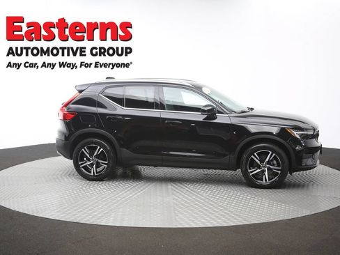 Used 2024 Volvo XC40 B5 Core AWD/4WD image 46