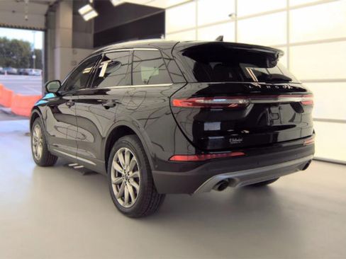 Used 2020 Lincoln Corsair AWD image 7
