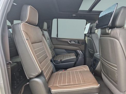 New 2026 GMC Yukon XL Denali Ultimate AWD/4WD image 27