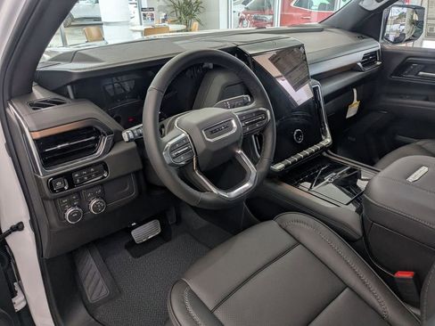 New 2026 GMC Yukon XL Denali w/ Sun & Power Step Package image 12