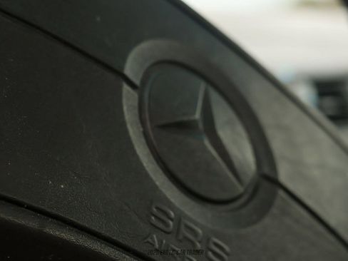 Used 1990 Mercedes-Benz 300 SL image 48