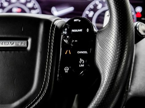 Used 2018 Land Rover Range Rover Sport SVR AWD/4WD image 16