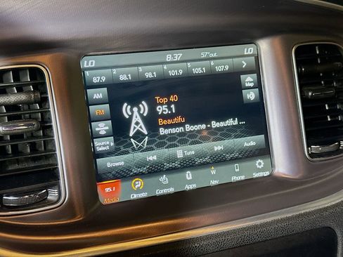 Used 2020 Dodge Charger Scat Pack w/ Navigation & Travel Group image 27