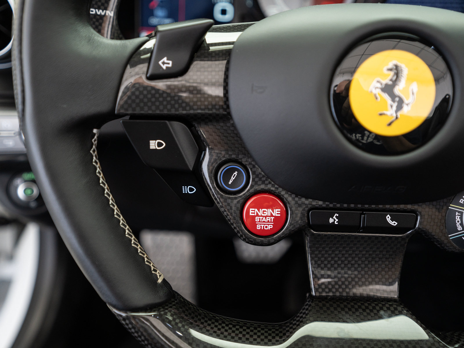 Used 2022 Ferrari 812 GTS RWD image 20