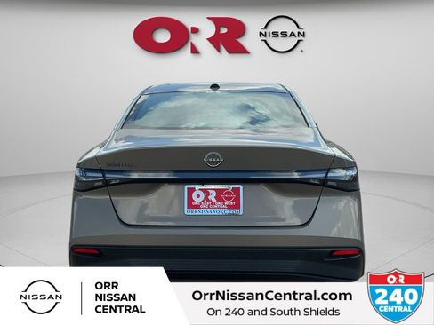 New 2026 Nissan Sentra SV w/ SV Convenience Package FWD image 6