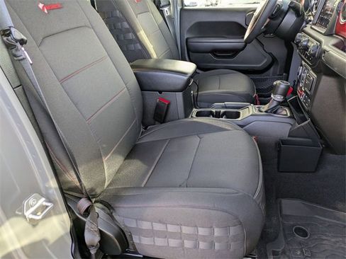 Used 2023 Jeep Gladiator Rubicon w/ LED Lighting Group image 28