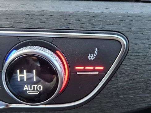 Used 2017 Audi A4 2.0T Premium Plus w/ Premium Plus Package image 24