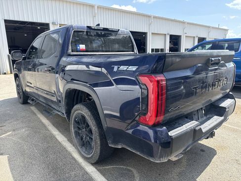 Used 2022 Toyota Tundra SR5 AWD/4WD image 7
