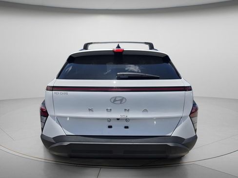 Certified 2025 Hyundai Kona SEL FWD image 6