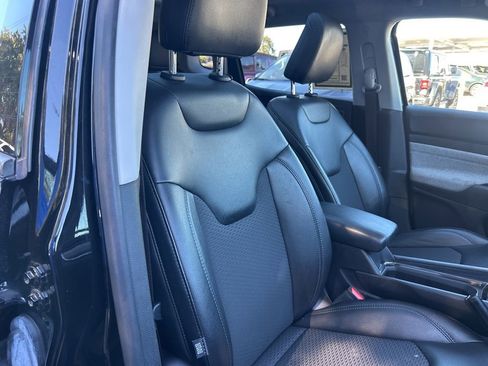 Certified 2022 Jeep Compass Latitude w/ Sun and Sound Group image 22