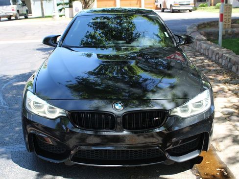 Used 2015 BMW M4 Convertible image 63