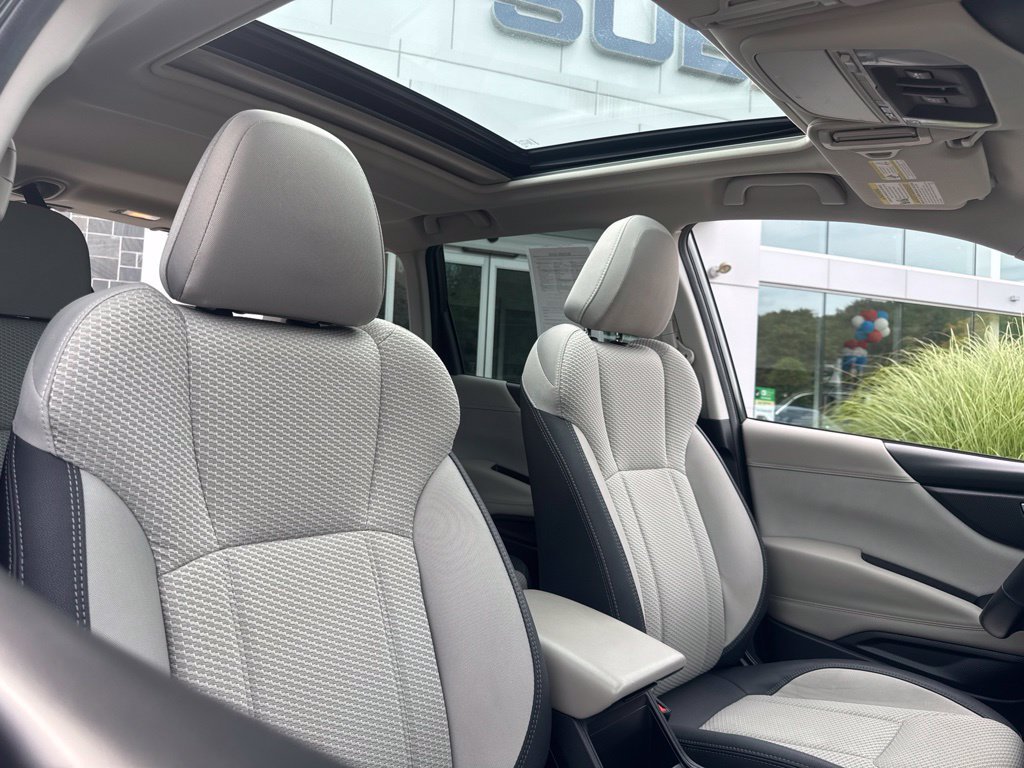 Used 2023 Subaru Forester Premium AWD/4WD image 23