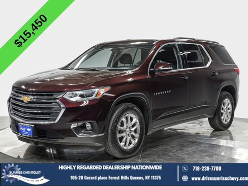 Used 2020 Chevrolet Traverse LT w/ LPO, Floor Liner Package image 1