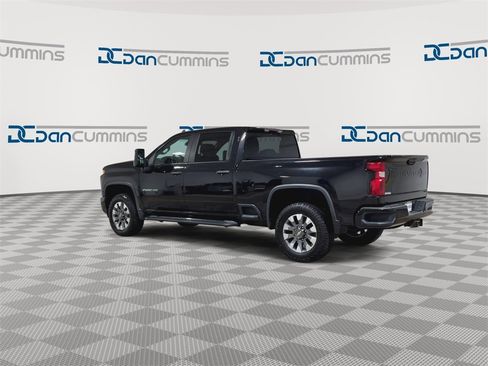 Used 2022 Chevrolet Silverado 2500 Custom w/ Custom Value Package image 6
