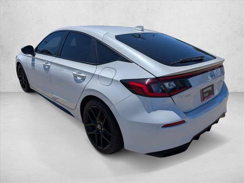 Used 2023 Honda Civic Sport image 8