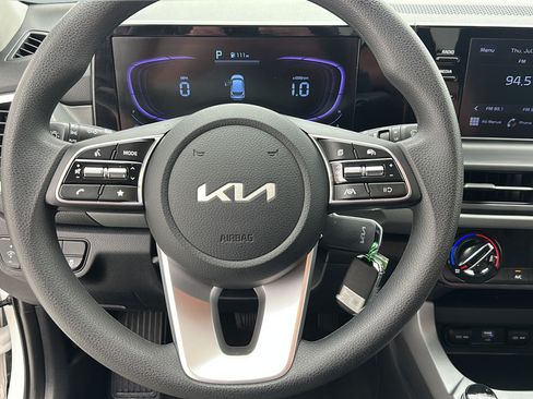 Used 2026 Kia Seltos LX AWD/4WD image 14