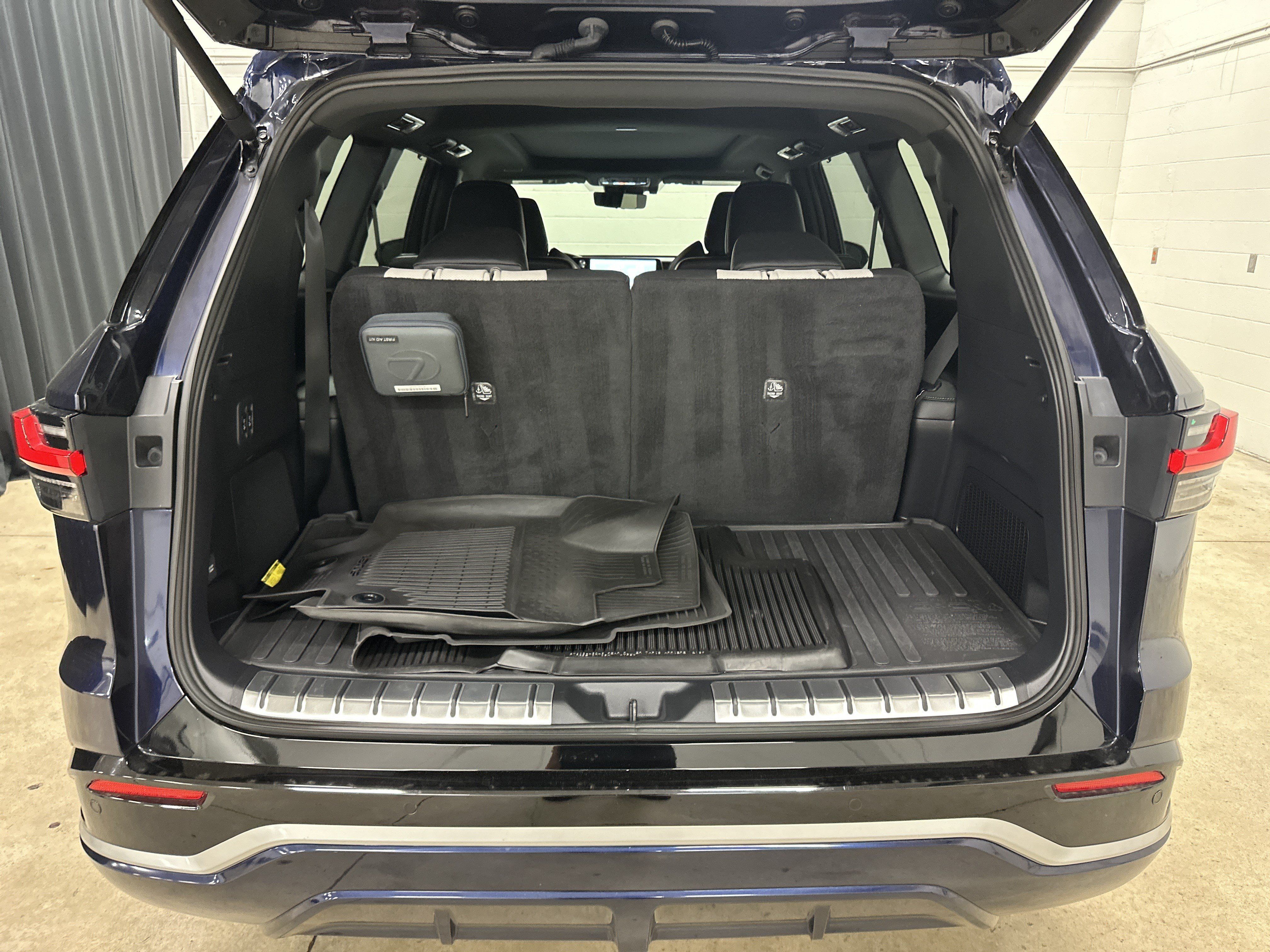Certified 2024 Lexus TX 500h AWD w/ Technology Package image 9
