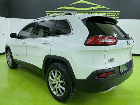 Used 2018 Jeep Cherokee Limited image 7