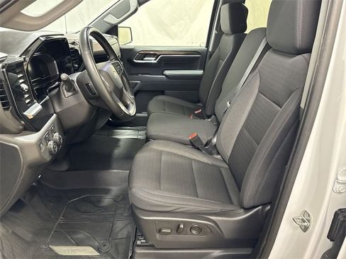 Used 2023 Chevrolet Silverado 1500 LT image 10