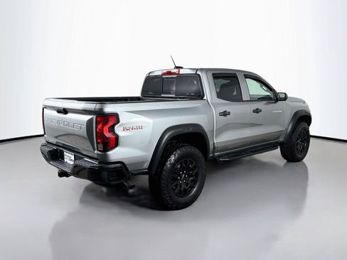 Used 2023 Chevrolet Colorado Trail Boss w/ Technology Package AWD/4WD image 9