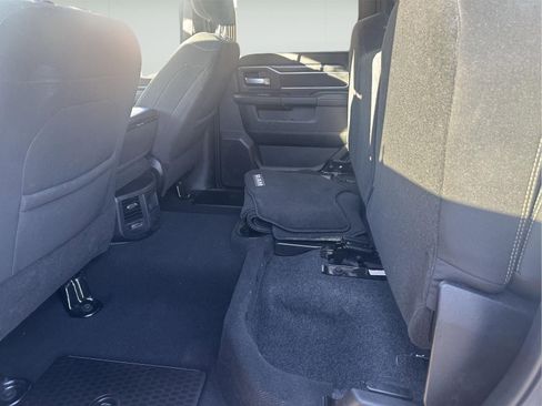 Used 2024 RAM 2500 Big Horn w/ Night Edition image 37