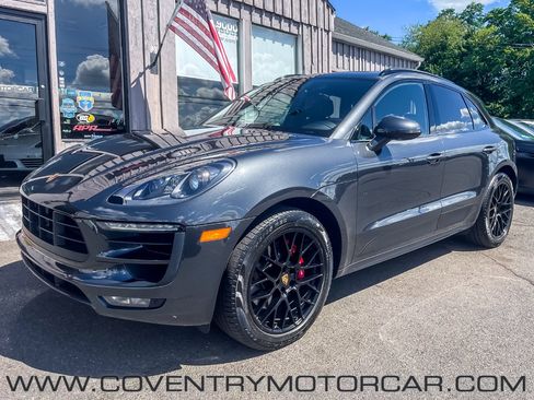 Used 2018 Porsche Macan GTS AWD/4WD image 2
