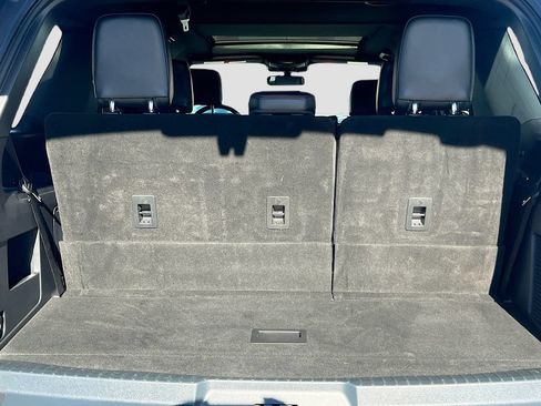 Used 2022 Ford Expedition Limited RWD image 28