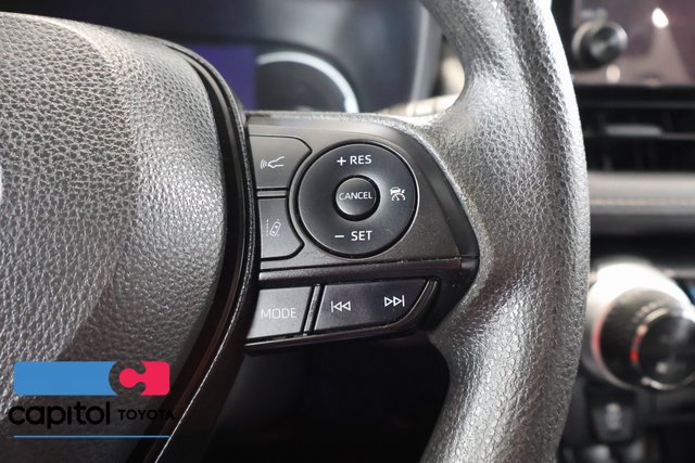 Used 2023 Toyota RAV4 XLE FWD image 19