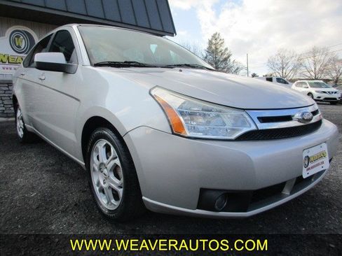 Used 2009 Ford Focus SES image 1
