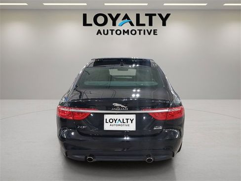 Used 2018 Jaguar XF R-Sport image 4
