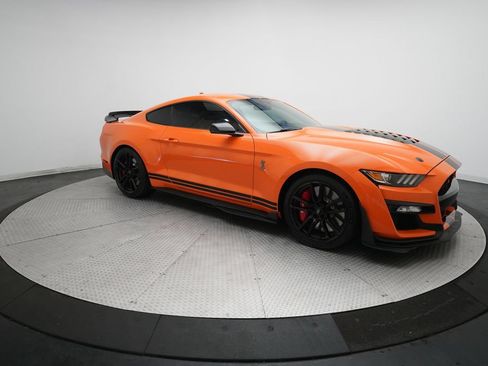 Used 2021 Ford Mustang Shelby GT500 w/ Technology Package RWD image 35