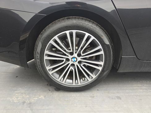 Used 2019 BMW 540i RWD image 16