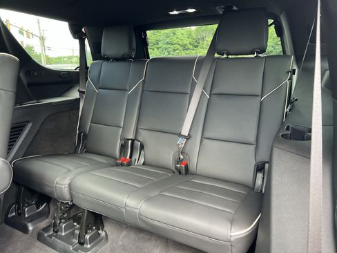 Used 2026 Cadillac Escalade Sport AWD/4WD image 26