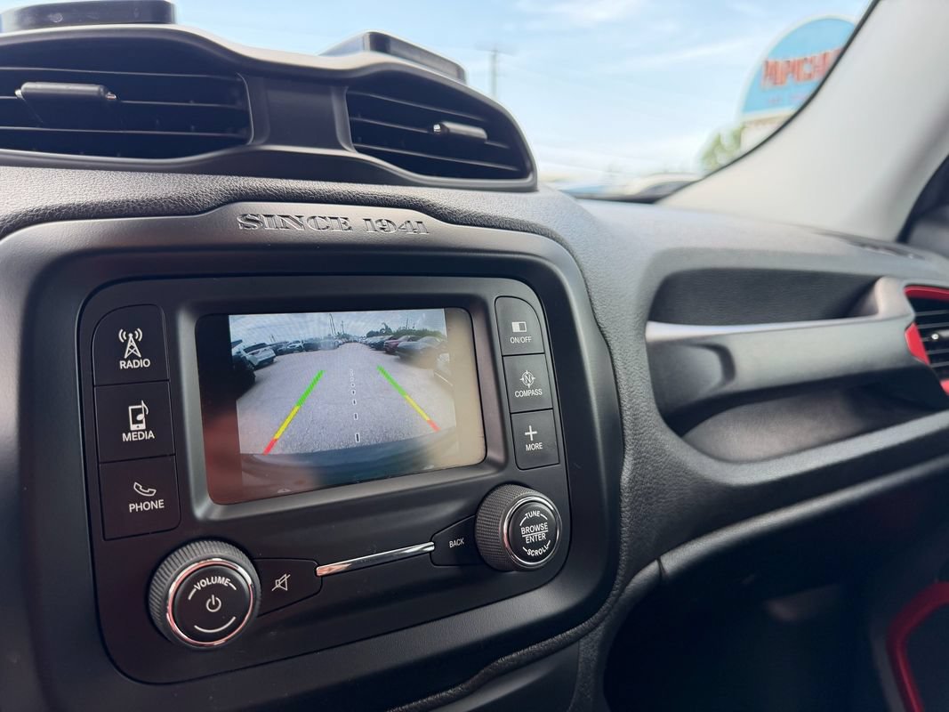 Used 2016 Jeep Renegade Trailhawk AWD/4WD image 20