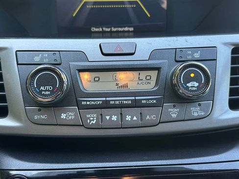 Used 2016 Honda Odyssey EX-L image 39