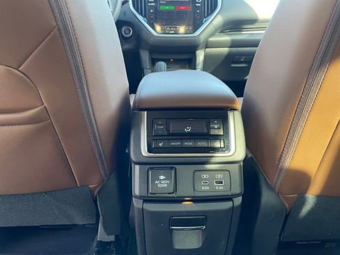 Certified 2025 Subaru Ascent Touring image 23