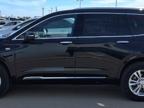 Used 2024 Cadillac XT6 Luxury w/ LPO, Floor Liner Package AWD/4WD image 5
