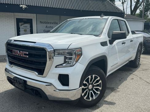 Used 2022 GMC Sierra 1500 Pro w/ Convenience Package AWD/4WD image 1