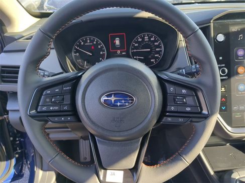 New 2025 Subaru Crosstrek 2.5i Limited w/ Crosstrek Mirror Package image 28