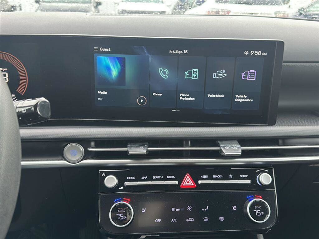 Certified 2025 Hyundai Tucson SEL AWD/4WD image 20