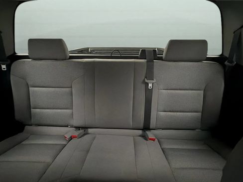 Used 2017 Chevrolet Silverado 1500 Custom w/ Custom Convenience Package RWD image 19