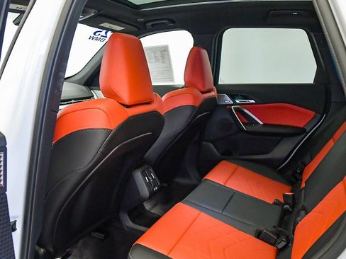 Used 2025 BMW X1 xDrive28i w/ M Sport Package image 21