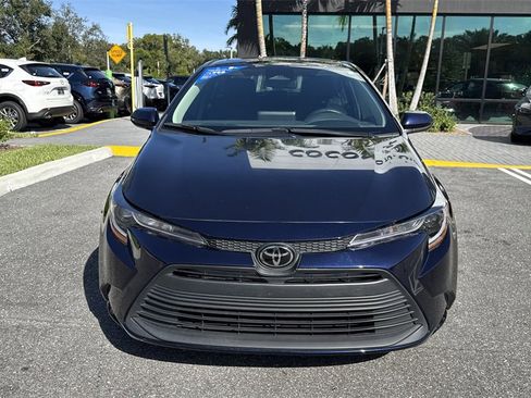 Used 2023 Toyota Corolla LE image 9