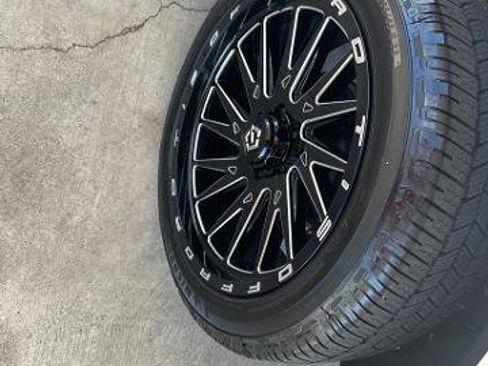 Certified 2024 Ford Expedition Platinum image 28