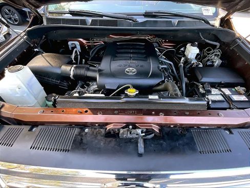 Used 2017 Toyota Tundra 1794 Edition image 13